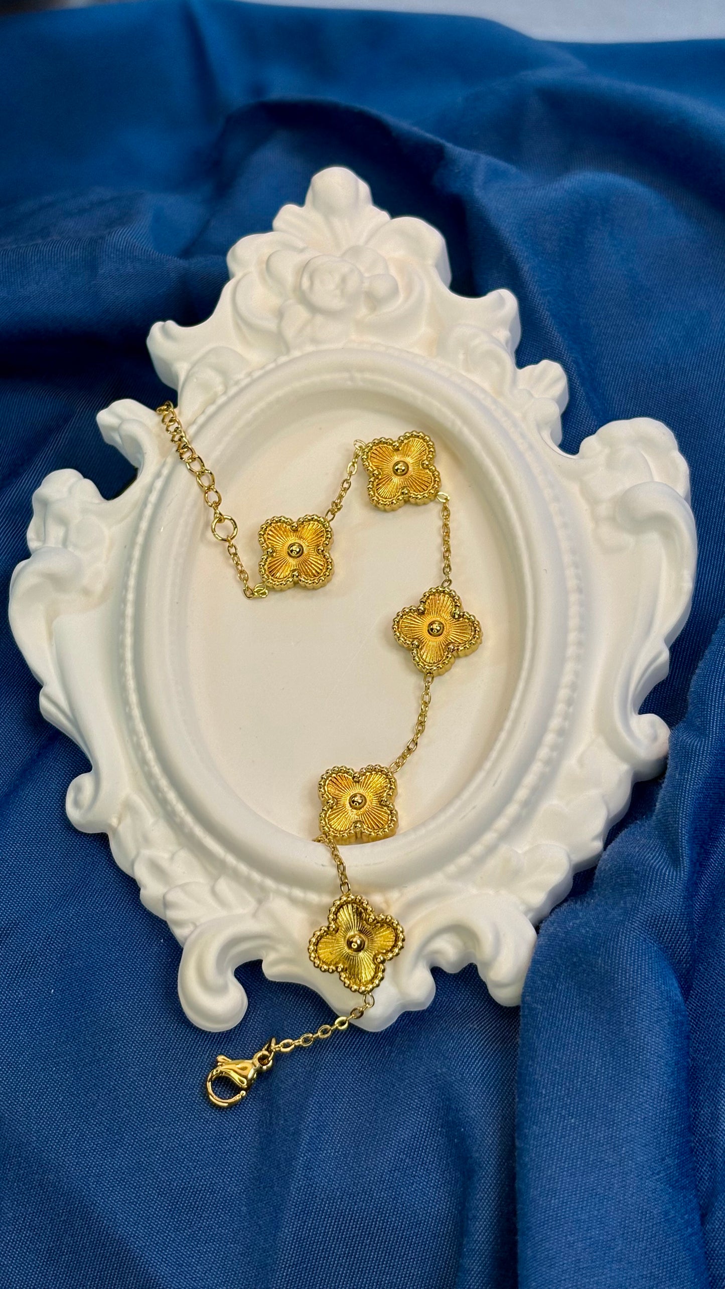 Golden Clover Bracelet