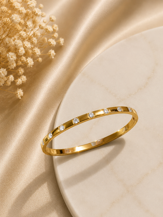 Soleil crystal bangle